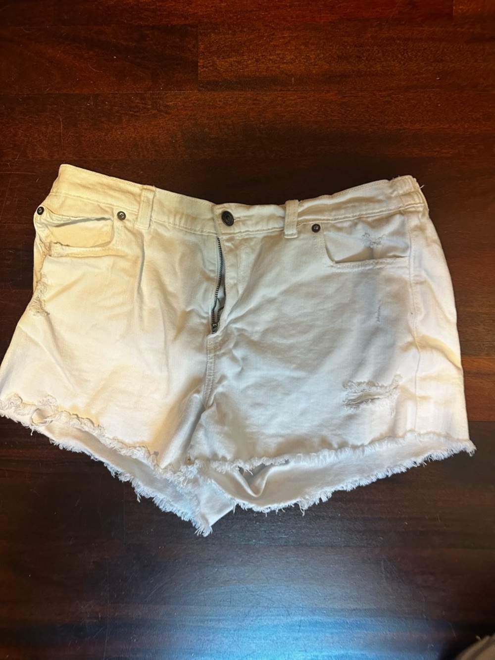 aerie White Distressed Frayed-Hem Denim Shorts